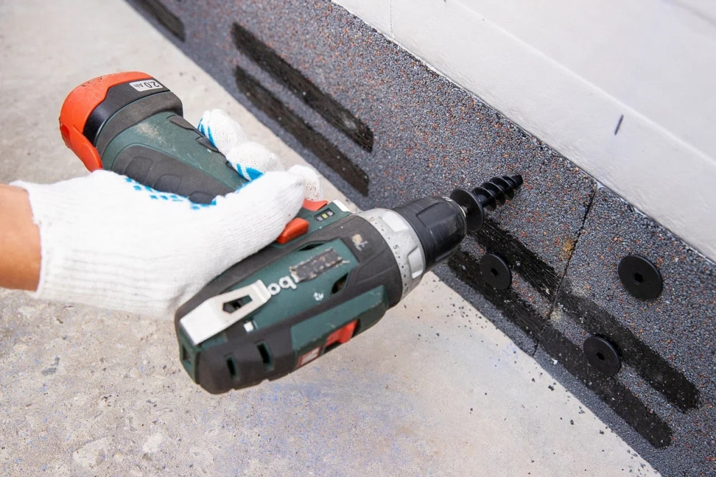 Нижняя точка крепления Hauberk